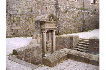 Fontaine de l'église Dominique Hervé